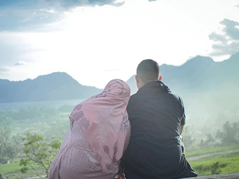 Teladan Soft Spoken Rasulullah dalam Hubungan Suami Istri