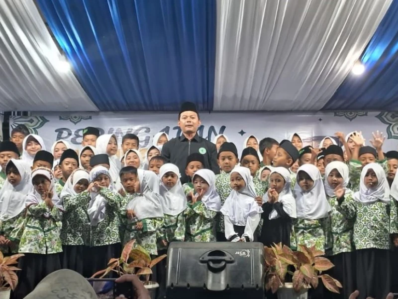 Dari Pesantren ke Pengabdian: Perjalanan Miftah Subhan Sumedang Membangun Umat