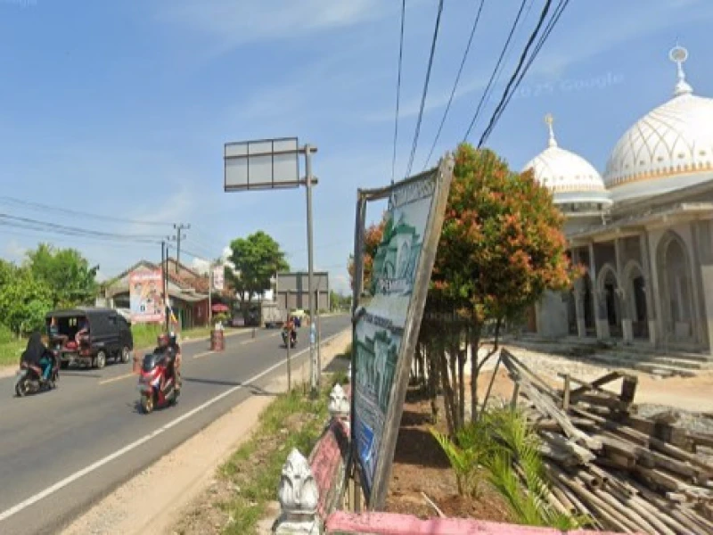 Di Jawa Barat Dilarang, Bagaimanakah Hukum Minta Sumbangan Masjid di Jalan?