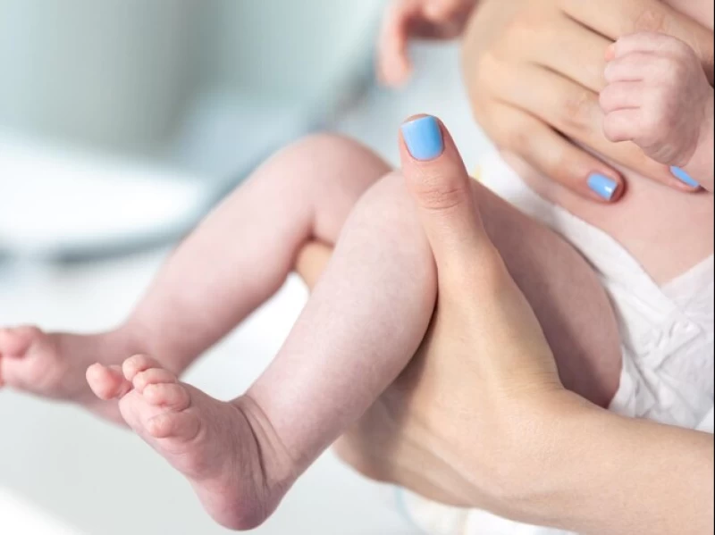 Hukum Mengobati Bayi Menggunakan Tali Pusar