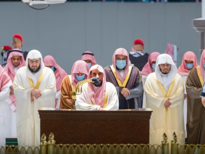 Membahas Dalil Tarawih 10 Rakaat yang Baru Diterapkan di Masjidil Haram