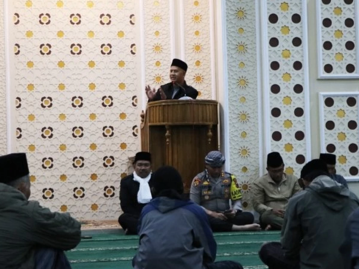 Tarawih Keliling, Ajang Curhat Masyarakat kepada Pemimpin