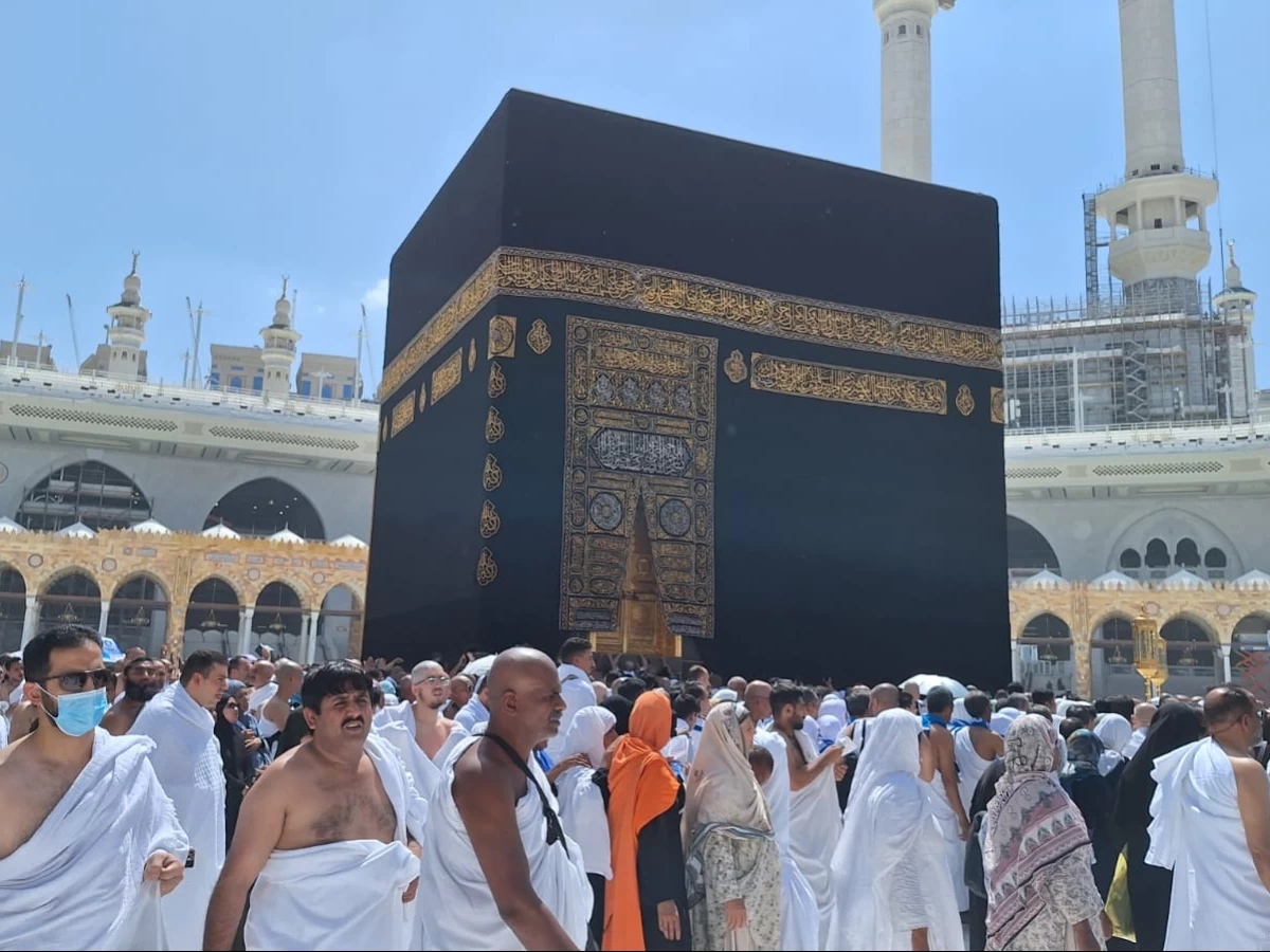 5 Kesunahan saat Jemaah Haji Melakukan Tawaf