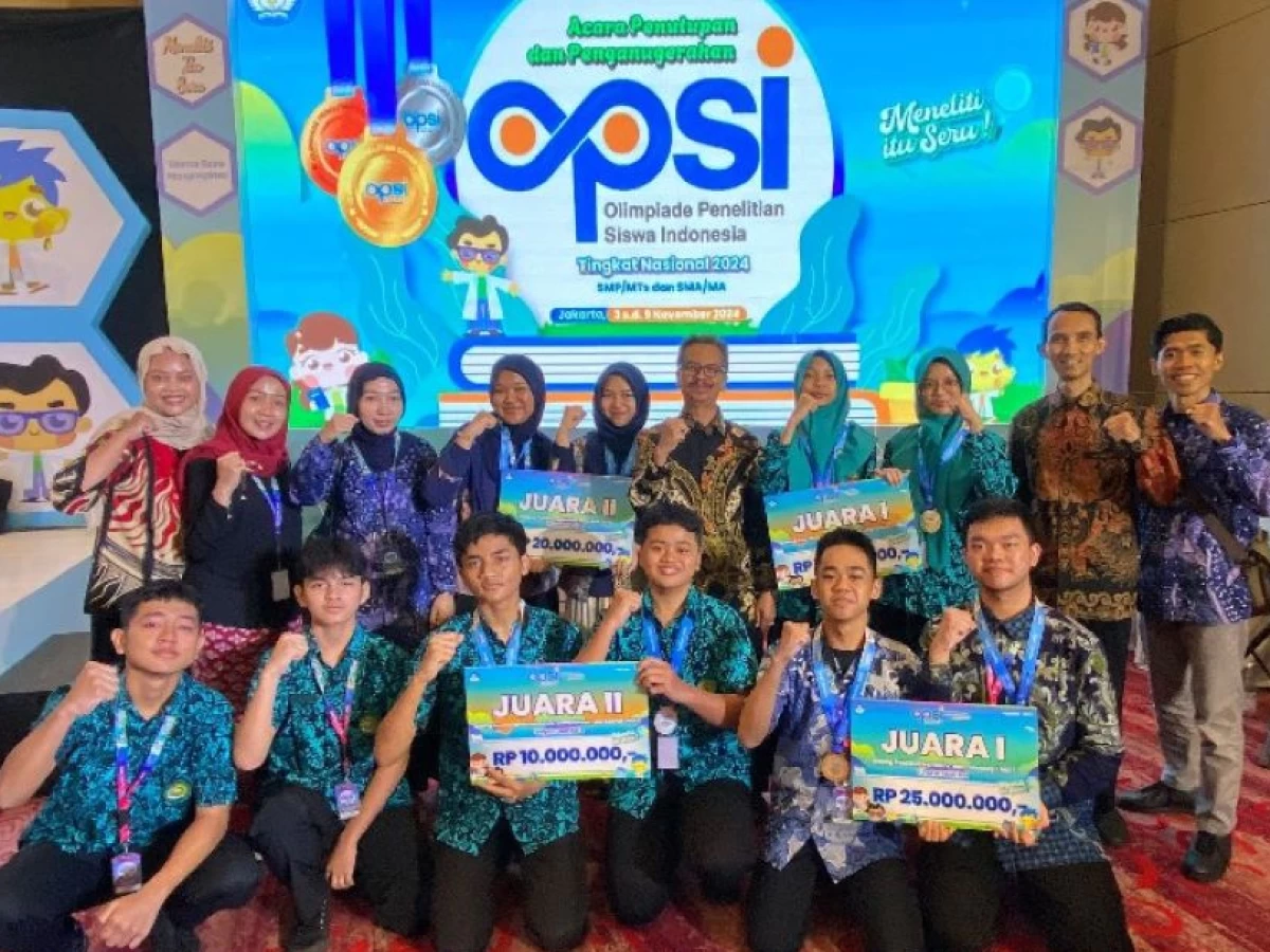 Pelajar MAN 2 Kota Malang Gondol 2 Medali Olimpiade Penelitian Siswa Indonesia 2024