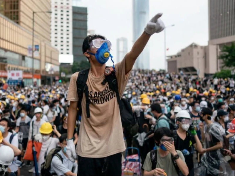 Melawan dengan Cerdas: Pelajaran Taktik Demonstran Hong Kong