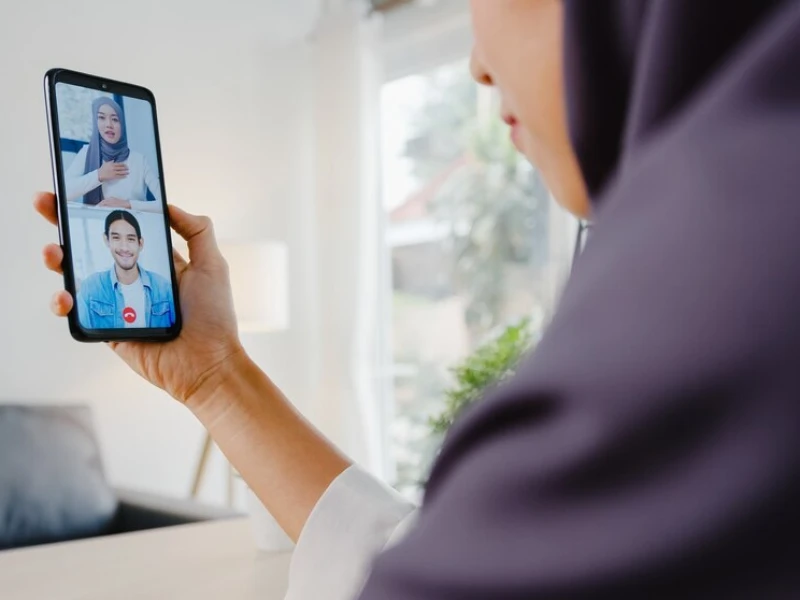 Bolehkah VCS demi Kepuasan Batin Suami saat Merantau?