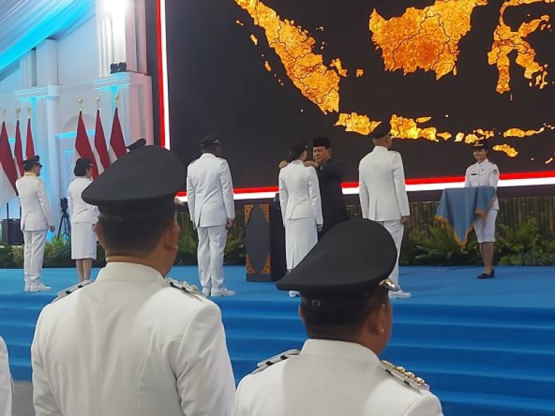 Melantik 6 Kepala Daerah Mewakili 6 Agama Sebagai Simbol Keberagaman