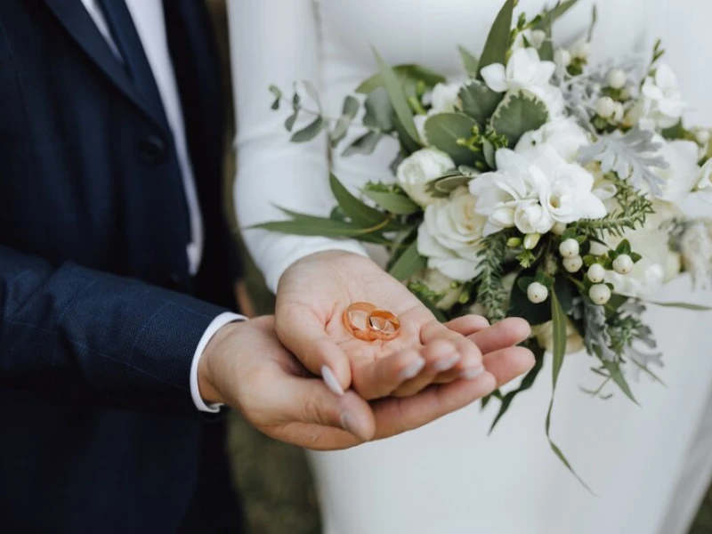 Nikah Beda Agama? Ini Pandangan Hukum Negara dan Islam