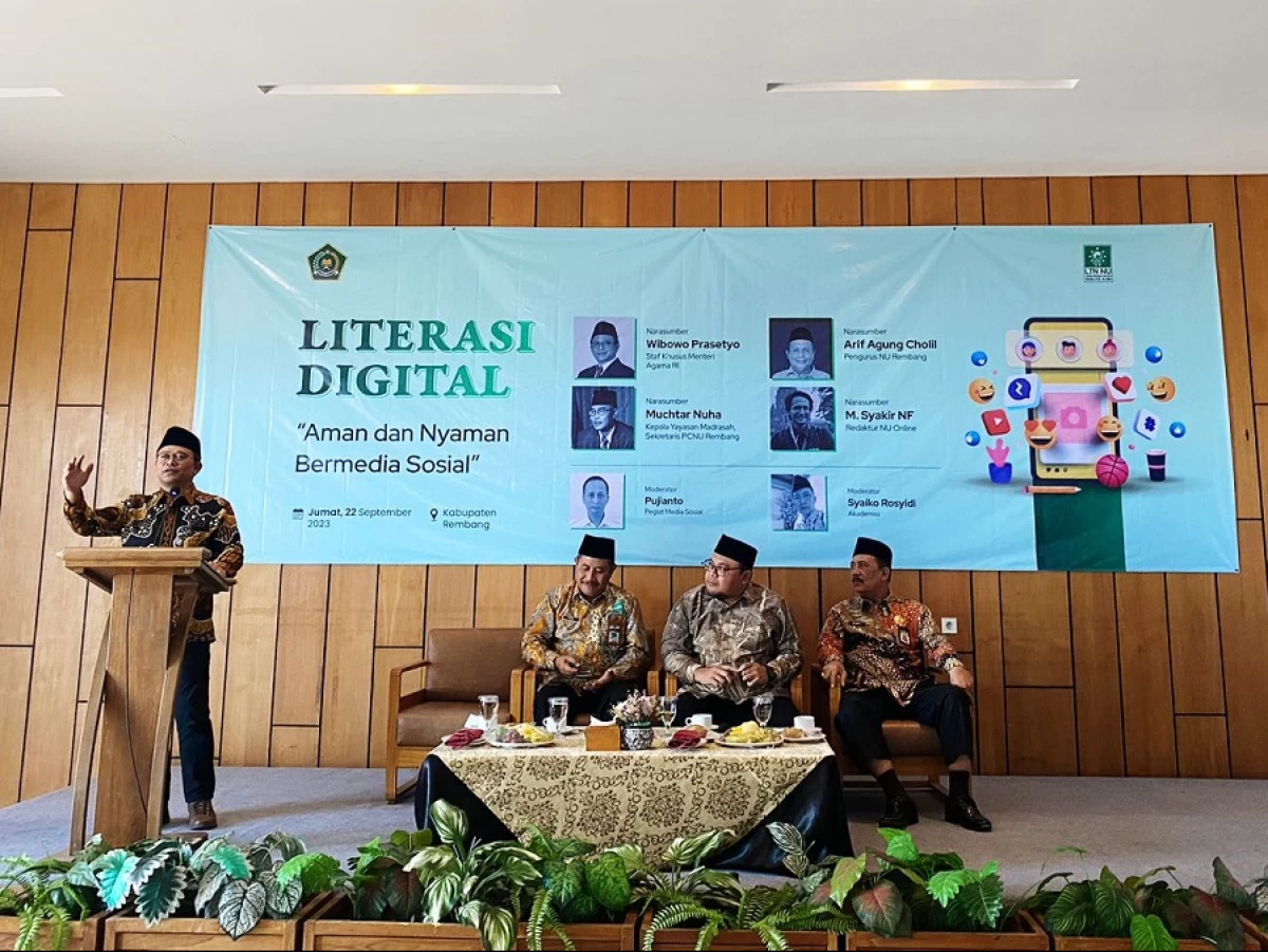 Bendung Hoaks, Stafsus Menag: Pendidik Harus Perkaya Literasi Digital