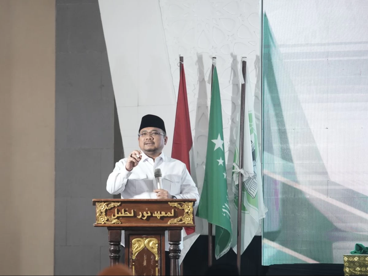 Pesan Gus Men di Hadapan Wisudawan Ma’had Aly Nurul Cholil Bangkalan: Sarung, Sorban dan Teknologi