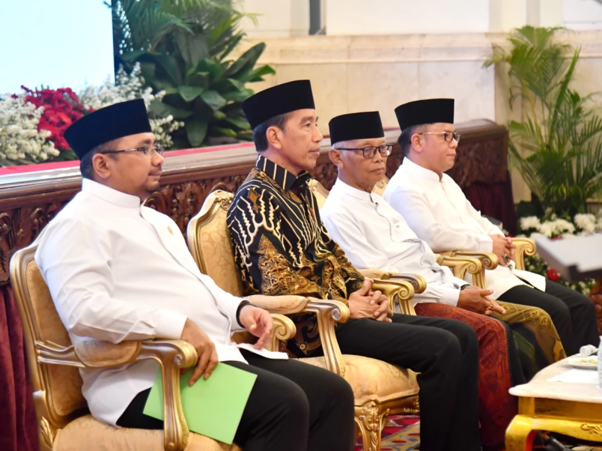 Bisik-bisik Gus Men ke Jokowi terkait Revitalisasi BKM: Siap Pak Menteri!