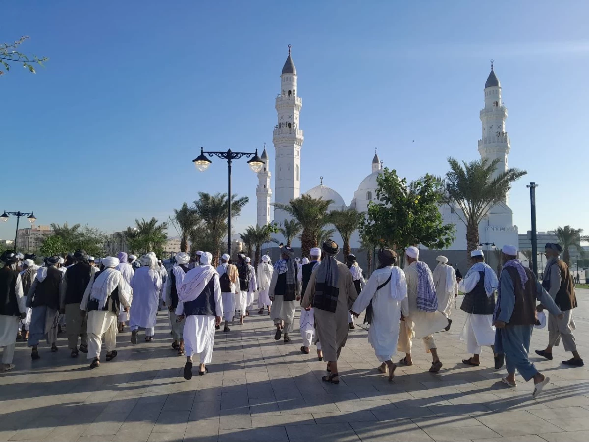 Panduan dan Tips Agar Tetap Aman dan Nyaman Beribadah di Masjid Nabawi