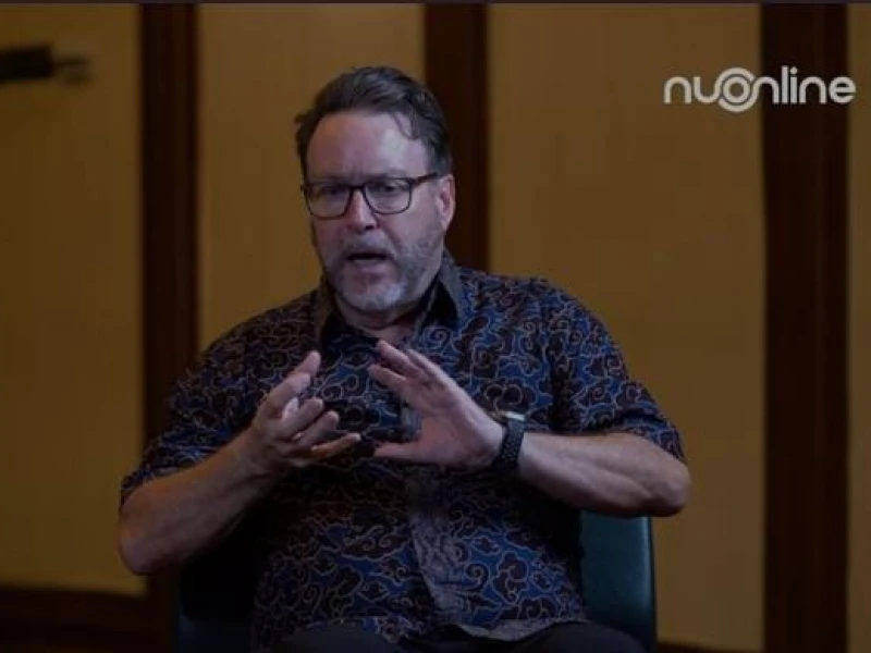 Greg Barton: Demokrasi Masih Bertahan di Indonesia Meski Mengalami Kemerosotan