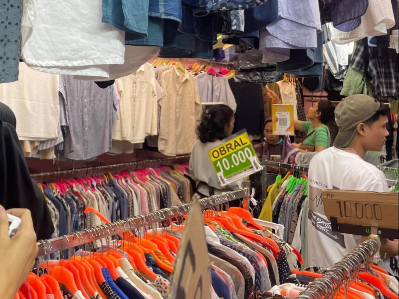 Gen Z dan Daya Tarik Koleksi Barang Bekas Impor