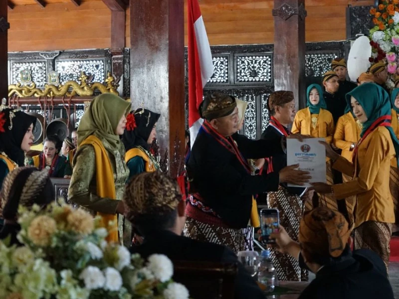 Wisuda Ke-13 Permadani Banjarnegara, 66 Panatacara Muda Siap Jadi Pelestari Budaya Jawa