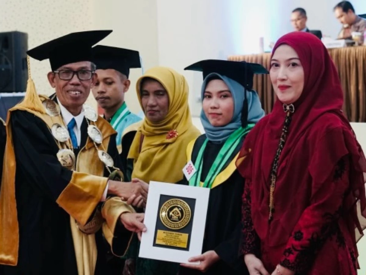 UIN Datokarama Palu Wisuda 407 Mahasiswa