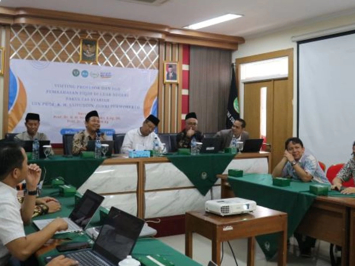 Mengkaji Solusi Fiqih Muslim Indonesia di Luar Negeri