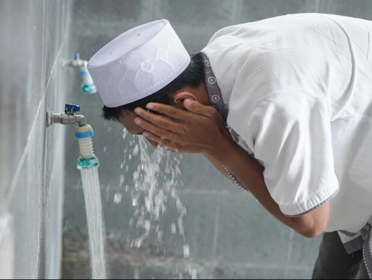 Makruh Melakukan 7 Hal ini dalam Wudhu