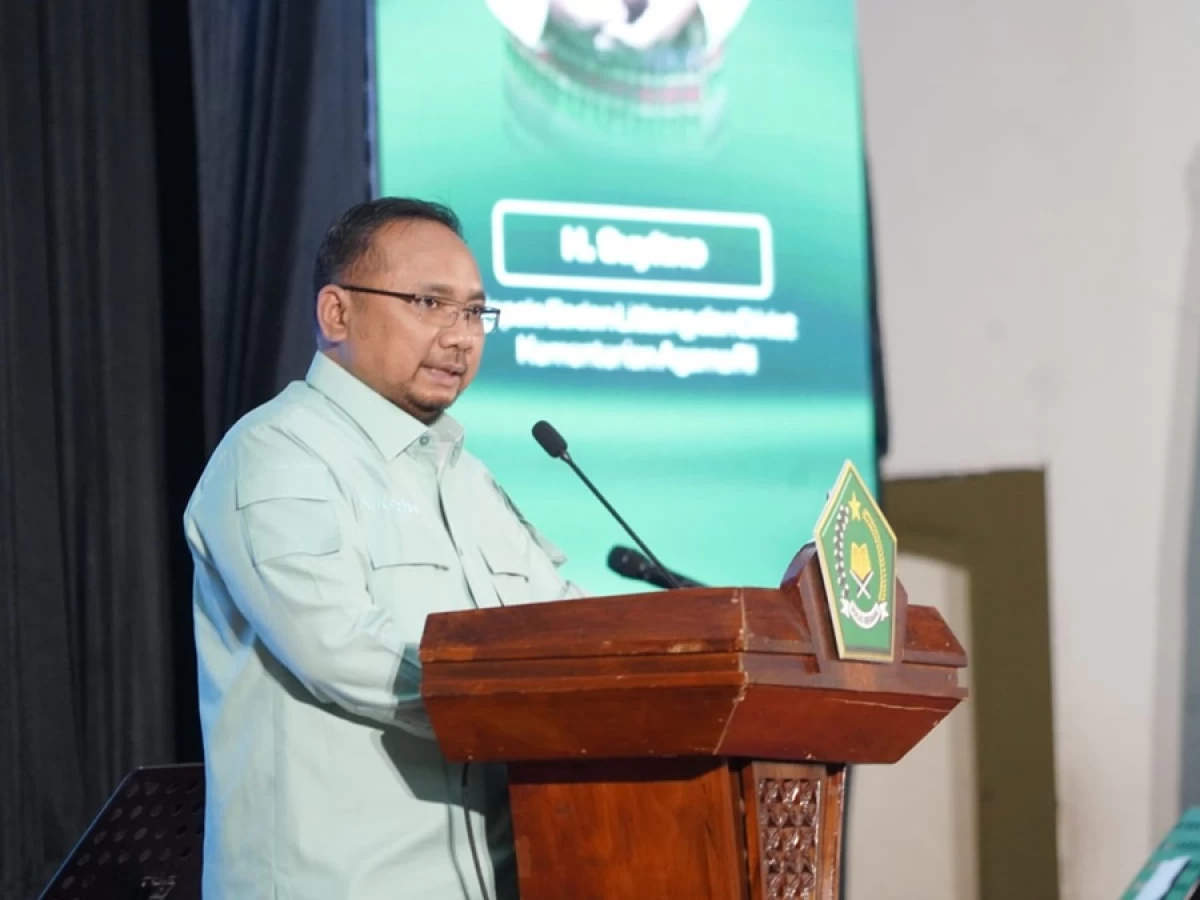 Menag Yaqut pada ASN Kemenag: Perkuat Mental Melayani, Bukan Dilayani